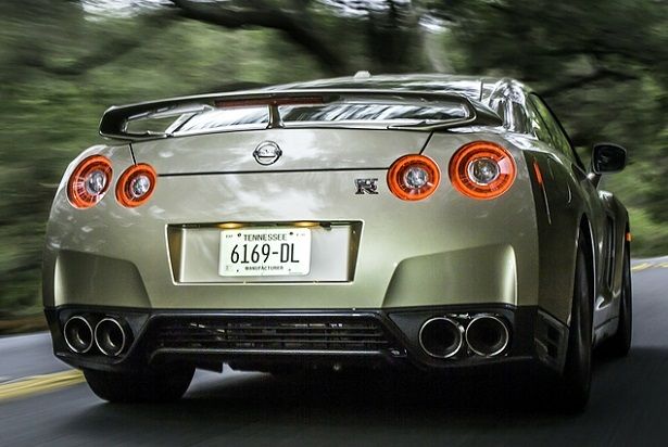 You are currently viewing Top 7 Best Cars with Circle Tail Lights in 2024