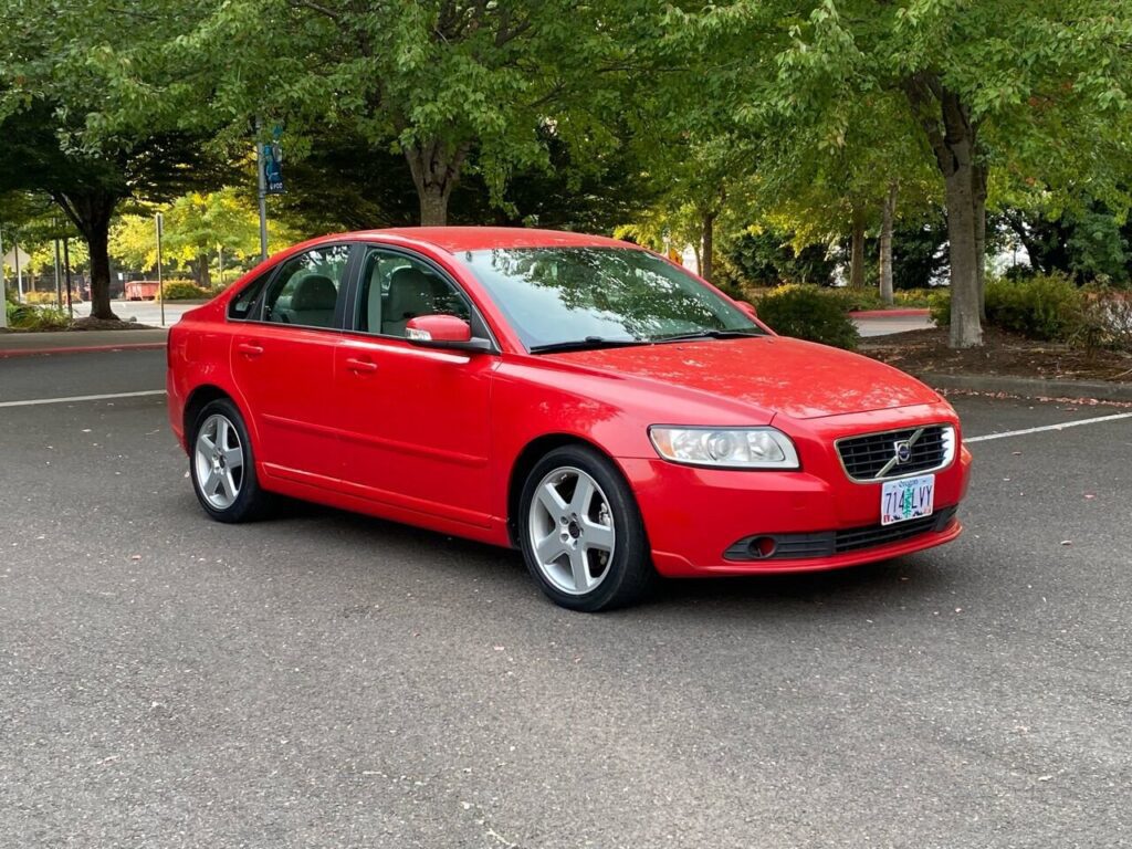  Volvo S40  Best Cool Cars Under 10k